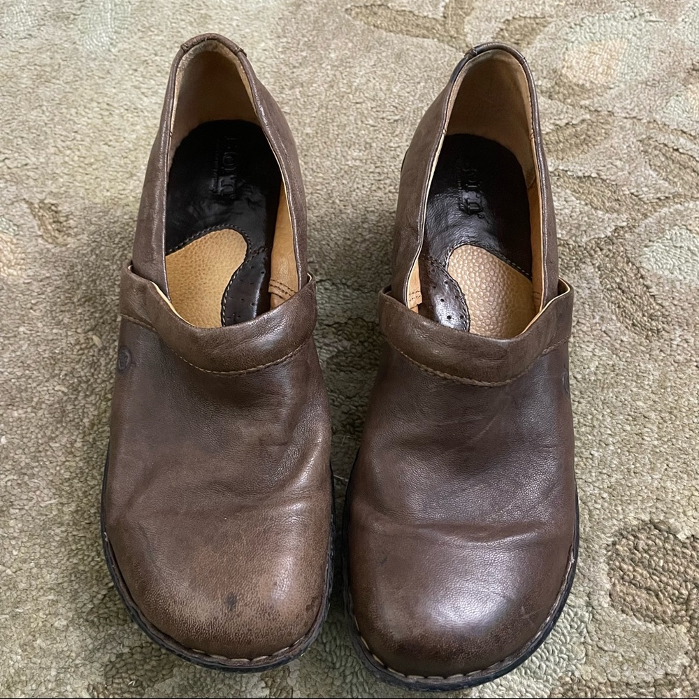 BORN brown leather clogs rubber sole size 8.5